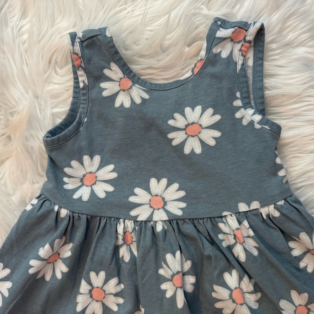 Carter’s Baby Girl Floral Sleeveless Dress Size 18 Months - Picture 2 of 7